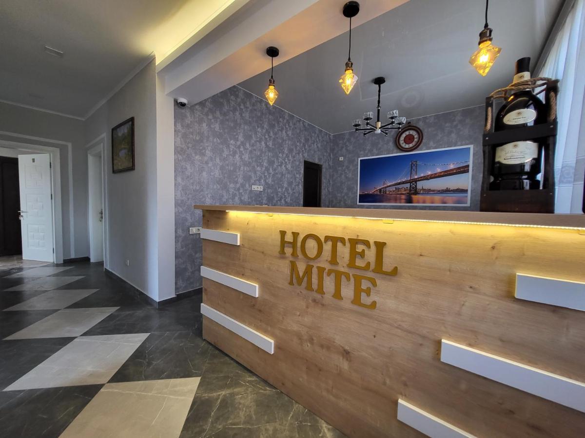 Mite Hotel Chakvi Bagian luar foto